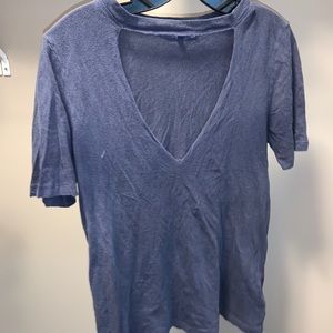 Cut out short sleeve shirt